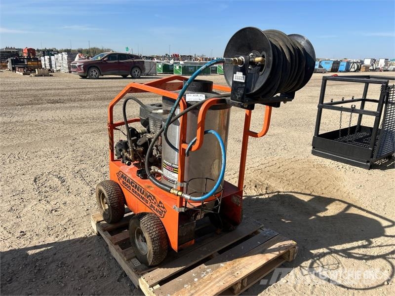 Magnum 4000 Series Plus Pressure Washer معدات الغسل بالضغط الخفيف