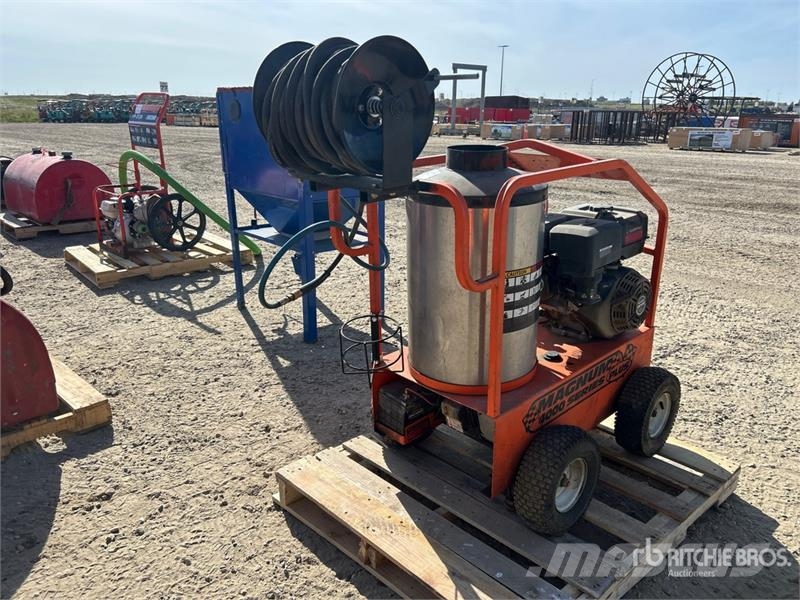 Magnum 4000 Series Plus Pressure Washer معدات الغسل بالضغط الخفيف