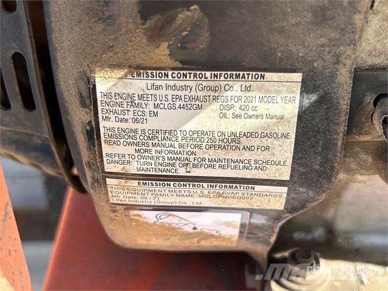 Magnum 4000 Series Plus Pressure Washer معدات الغسل بالضغط الخفيف