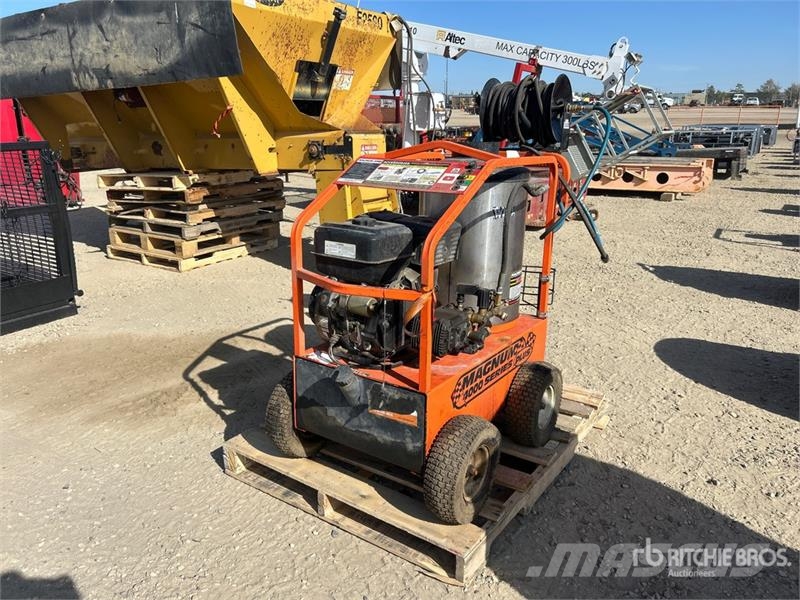 Magnum 4000 Series Plus Pressure Washer معدات الغسل بالضغط الخفيف