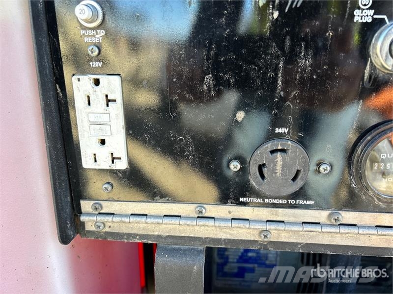 Magnum (Generac) MLT3060MV Light Tower Rasvetni stubovi