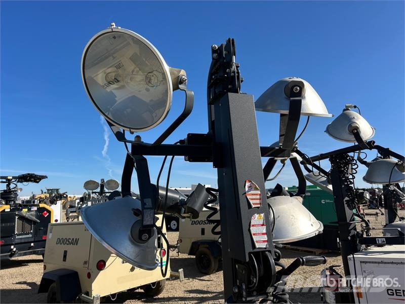 Magnum (Generac) MLT6S 6 kW Light Tower Rasvetni stubovi