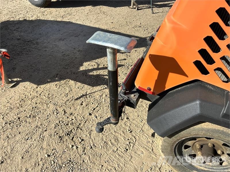Magnum (Generac) MLT6S 6 kW Light Tower Rasvetni stubovi