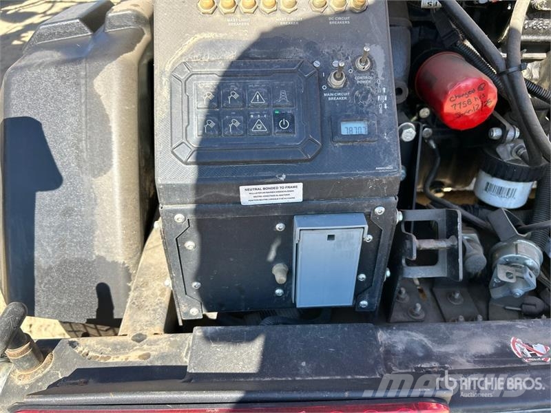 Magnum (Generac) MLTS 2.5 kW Light Tower Осветительные установки