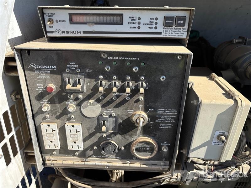 Magnum MLT4080KV 8 kW Light Tower (Inoperable) Lichtmasten