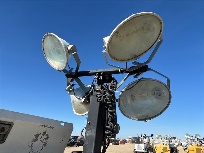 Magnum MLT4080KV 8 kW Light Tower (Inoperable) Lichtmasten