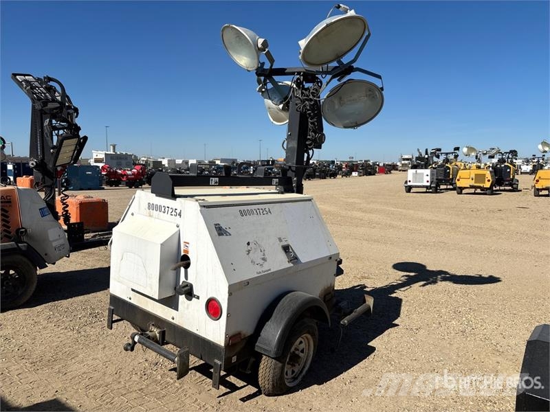 Magnum MLT4080KV 8 kW Light Tower (Inoperable) Lichtmasten