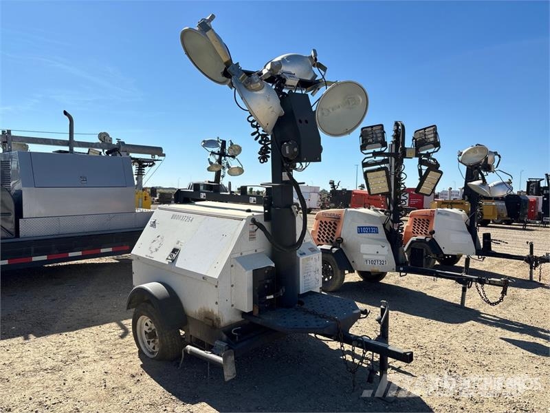 Magnum MLT4080KV 8 kW Light Tower (Inoperable) Lichtmasten