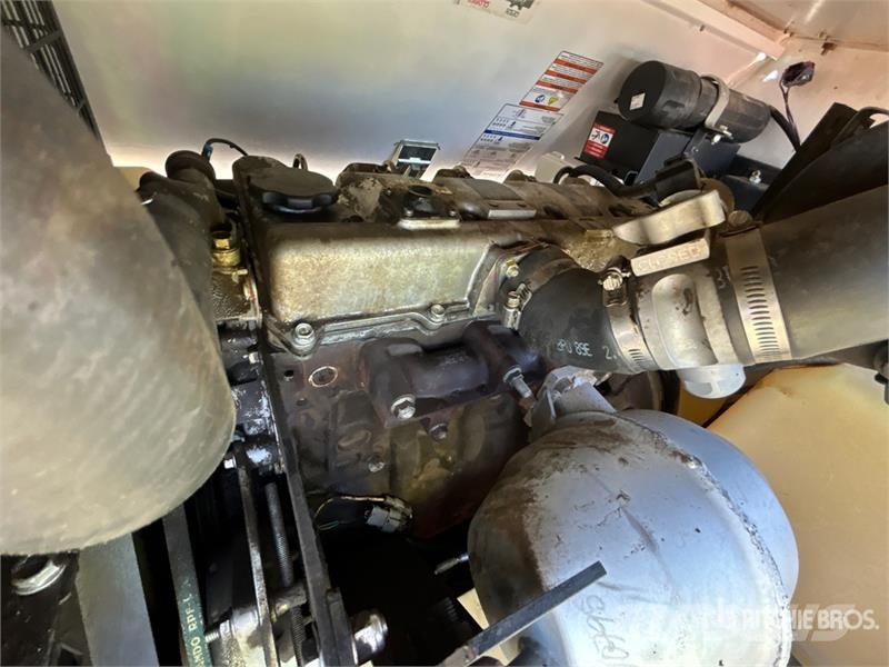 Magnum MLT4200 أبراج خفيفة