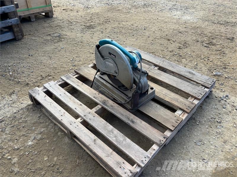 Makita 14 in Chop Saw Andre komponenter