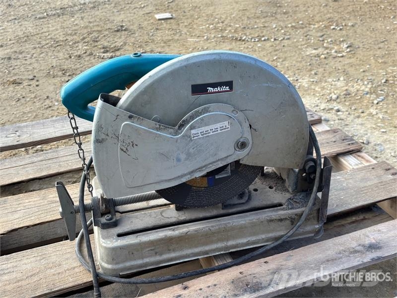 Makita 14 in Chop Saw Andre komponenter
