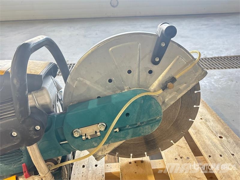 Makita Concrete Saw معدات البناء - غير ذلك