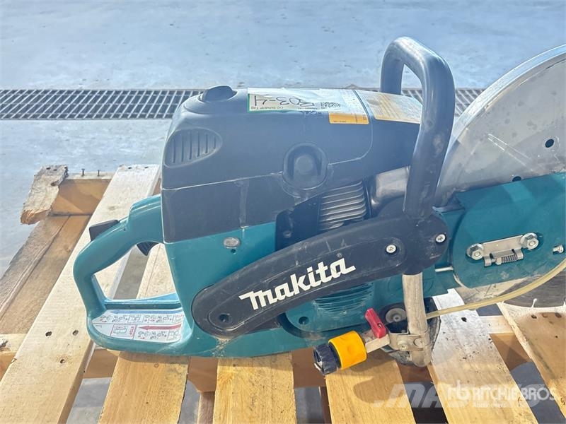 Makita Concrete Saw معدات البناء - غير ذلك