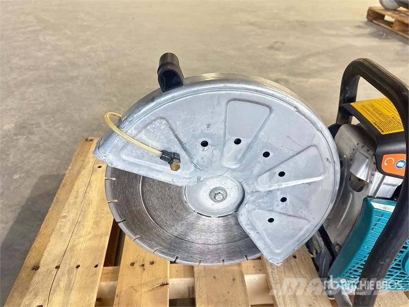 Makita Concrete Saw معدات البناء - غير ذلك