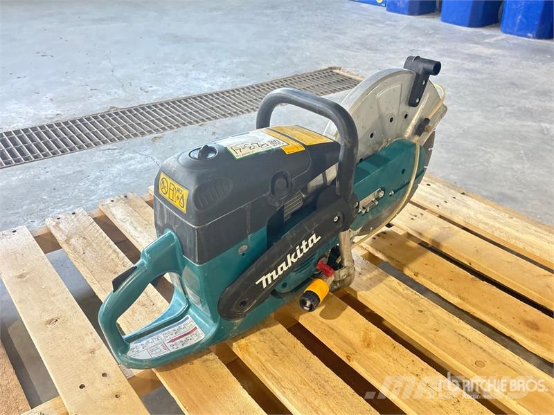 Makita Concrete Saw معدات البناء - غير ذلك