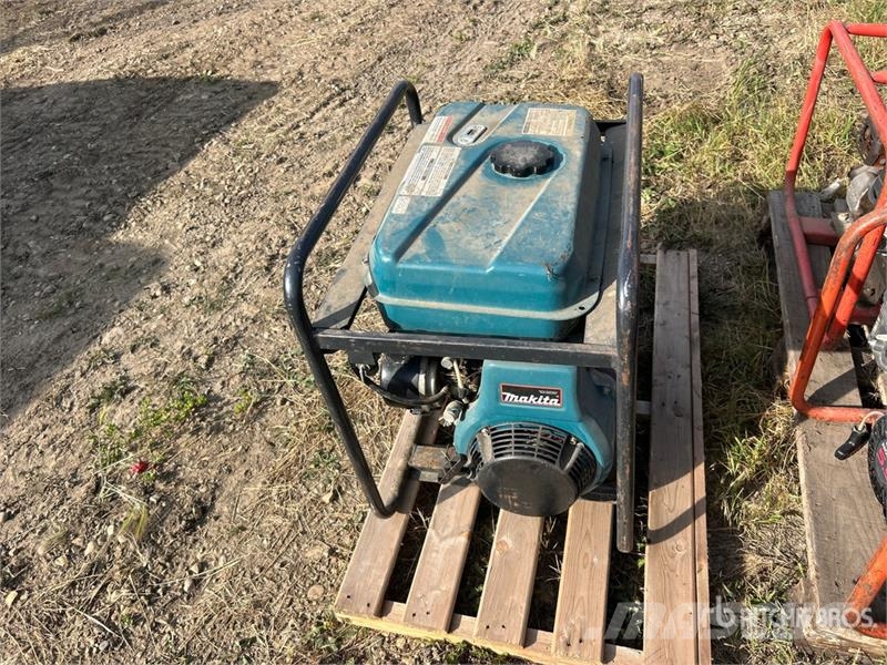 Makita G6101R 4.8 kW Generator Set Dízel áramfejlesztők