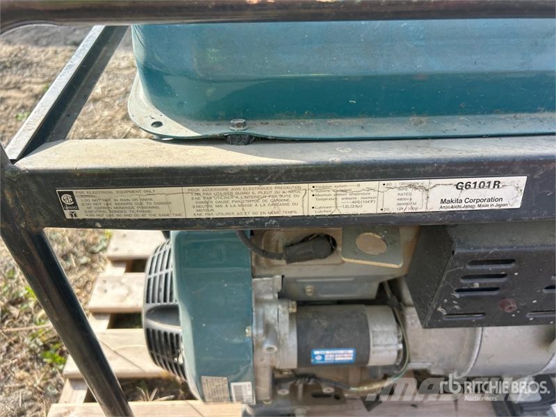 Makita G6101R 4.8 kW Generator Set Dízel áramfejlesztők