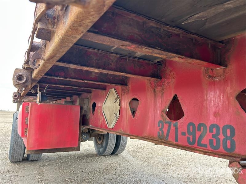 Manac 10128A00 28 ft S/A Flatbed Trailer Madelhaagised