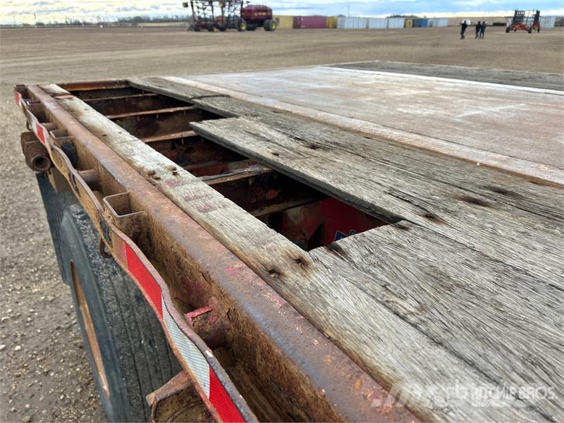 Manac 10128A00 28 ft S/A Flatbed Trailer Madelhaagised
