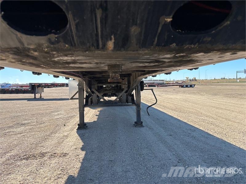Manac 10353A020 53 ft Tri/A Flatbed Trailer (Unused) Planhengere