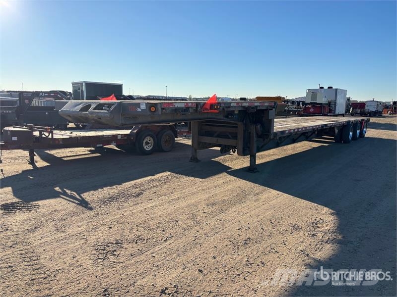 Manac 14352A000 Tri/A 53 ft Extendable Step Deck Trailer Maskinhenger