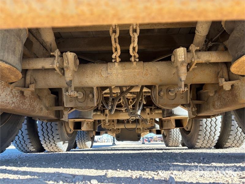 Manac 14352A000 Tri/A 53 ft Extendable Step Deck Trailer Maskinhenger