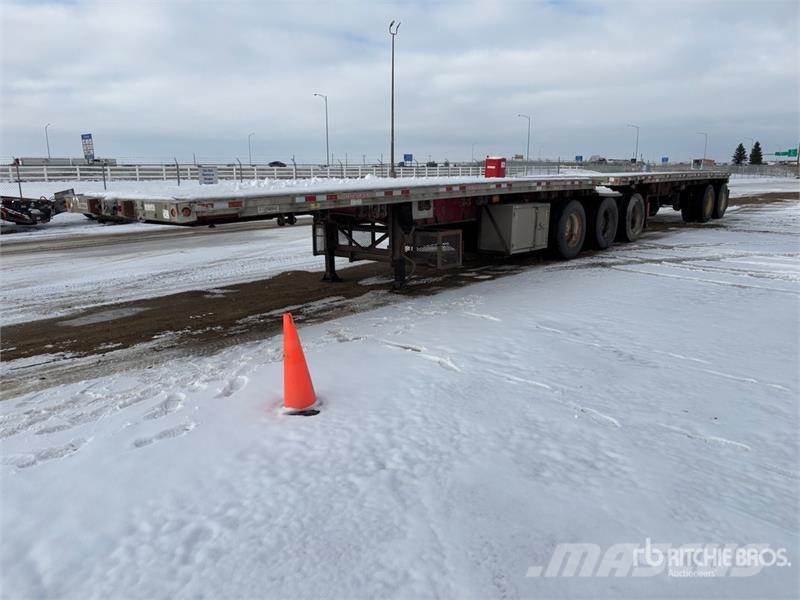 Manac 32 ft Super B-Train Lead Flatbed Trailer مقطوروات مسطحة/مفصلية الجوانب