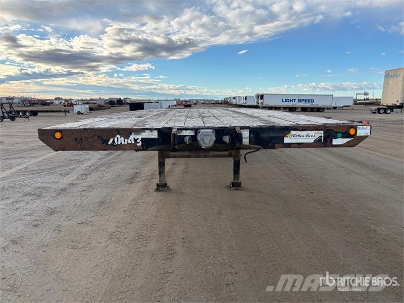 Manac 32 ft Super B-Train Lead Flatbed Trailer Madelhaagised