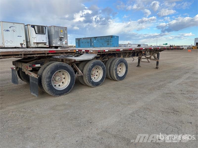 Manac 32 ft Super B-Train Lead Flatbed Trailer Madelhaagised