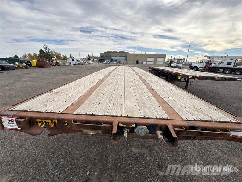 Manac 32 ft Tri/A Super B-Train Lead Flatbed Trailer Rimorchi con sponde ribaltabili