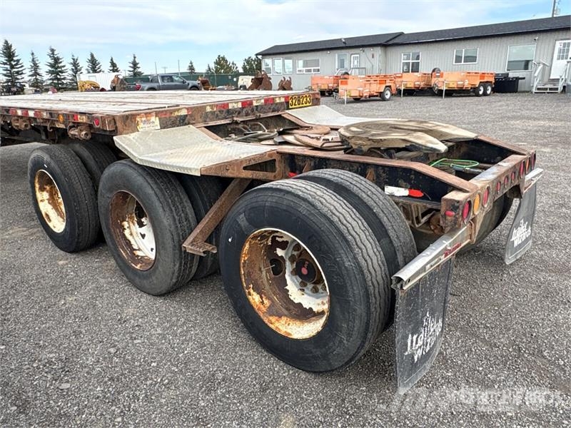 Manac 32 ft Tri/A Super B-Train Lead Flatbed Trailer Rimorchi con sponde ribaltabili