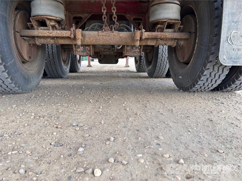 Manac 39 ft Tri/A Flatbed Oilfield Trailer Oprema za preradu