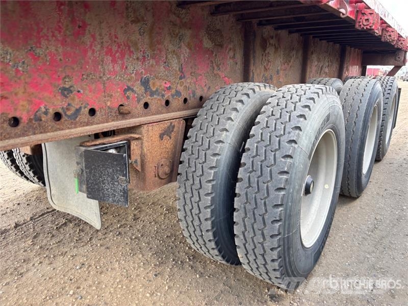 Manac 39 ft Tri/A Flatbed Oilfield Trailer Oprema za preradu
