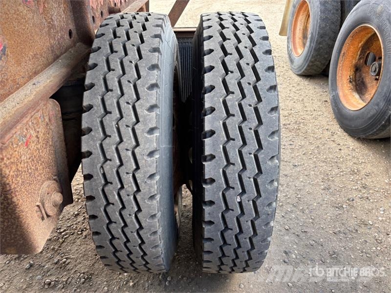 Manac 39 ft Tri/A Flatbed Oilfield Trailer Oprema za preradu