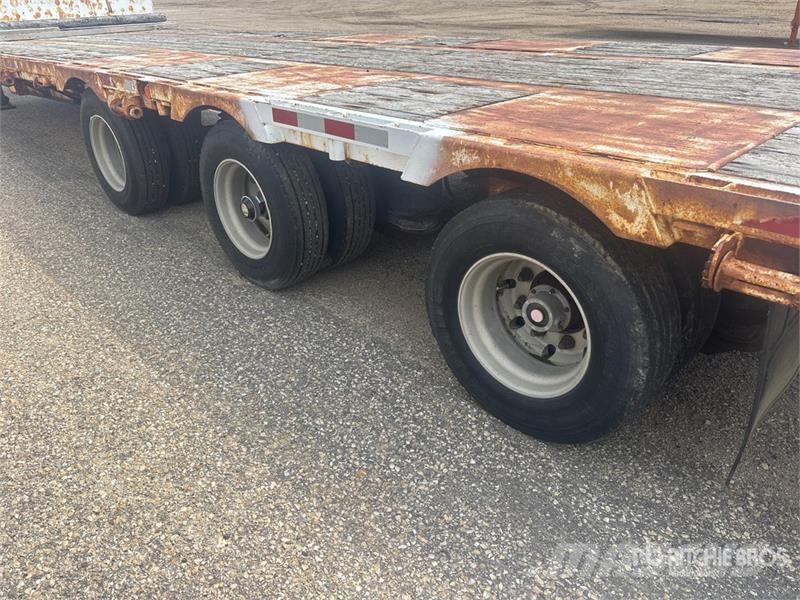 Manac 40 ft Tri/A Step Deck Trailer Tieflader