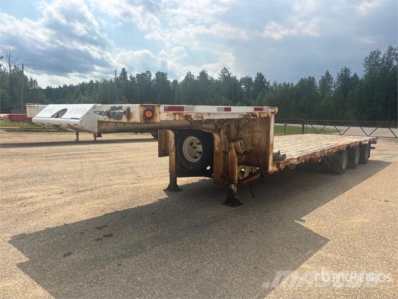 Manac 40 ft Tri/A Step Deck Trailer Tieflader