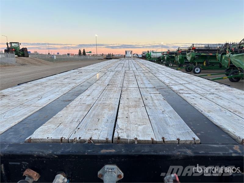 Manac 48 ft Tri/A 48 ft Extendable Flatbed Trailer Прицепы-платформы/боковая разгрузка