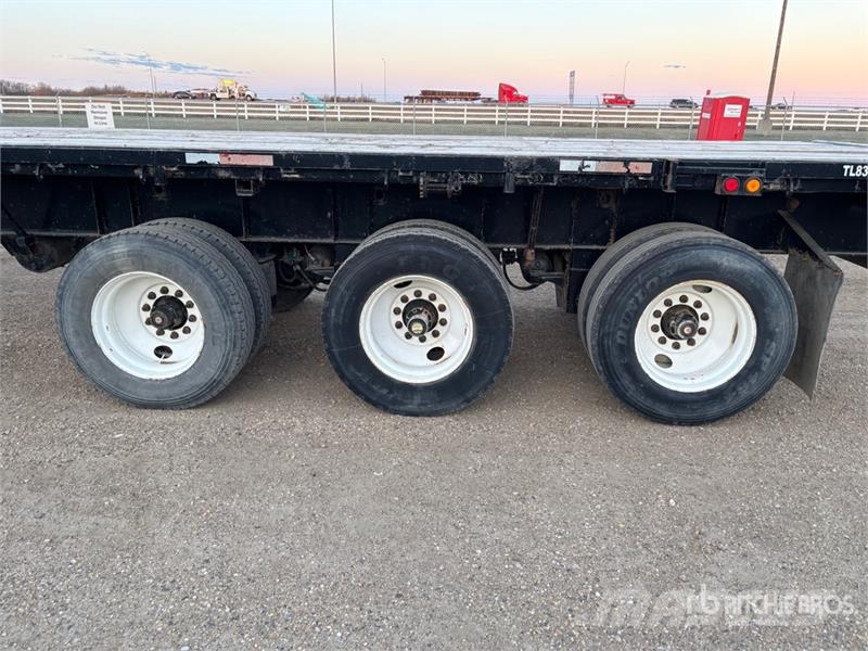 Manac 48 ft Tri/A 48 ft Extendable Flatbed Trailer Прицепы-платформы/боковая разгрузка