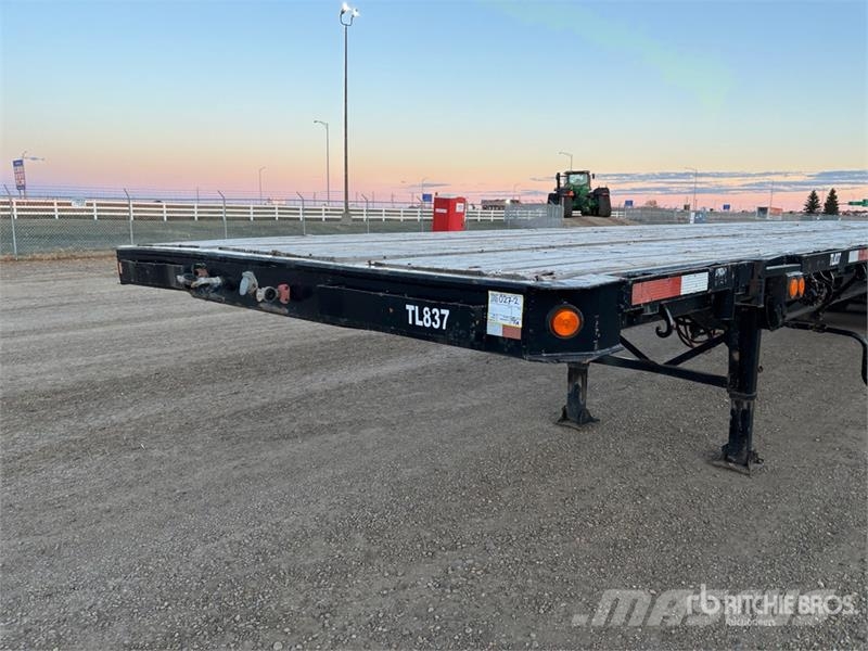 Manac 48 ft Tri/A 48 ft Extendable Flatbed Trailer Прицепы-платформы/боковая разгрузка