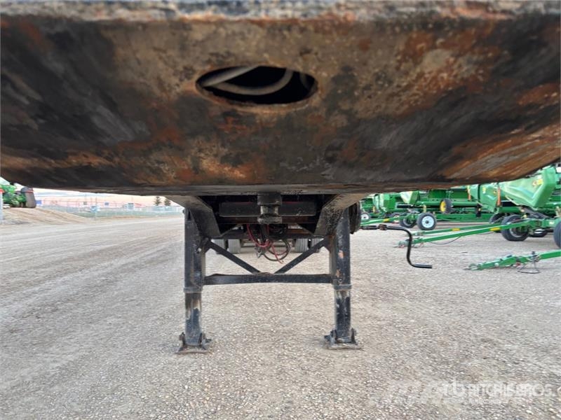 Manac 48 ft Tri/A 48 ft Extendable Flatbed Trailer Прицепы-платформы/боковая разгрузка