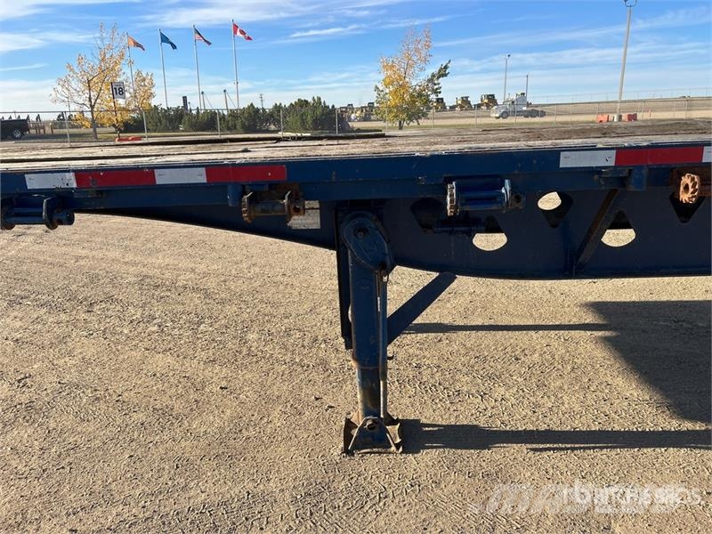 Manac 48 ft Tri/A Flatbed Trailer Madelhaagised