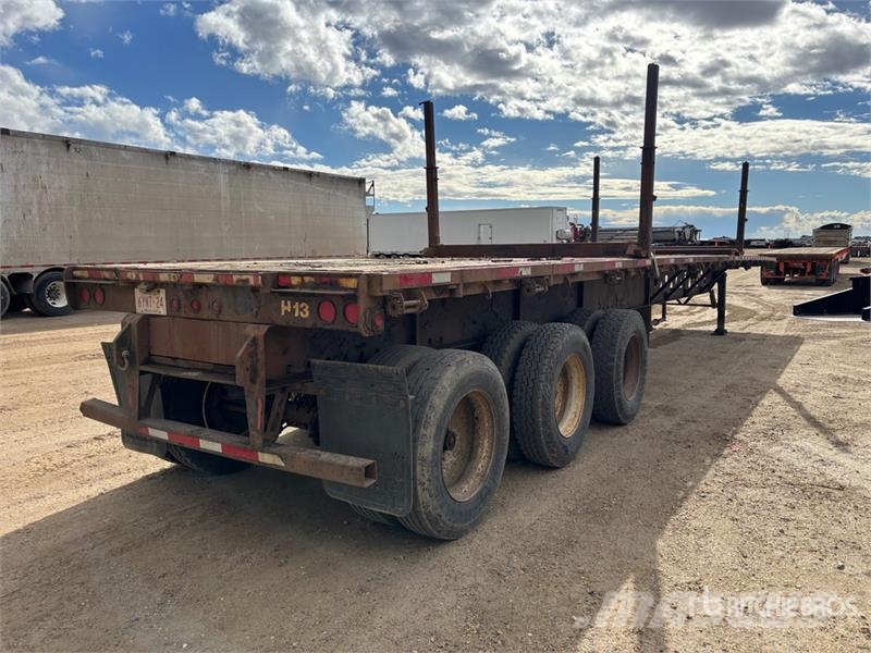 Manac 48 ft Tri/A Flatbed Trailer Madelhaagised