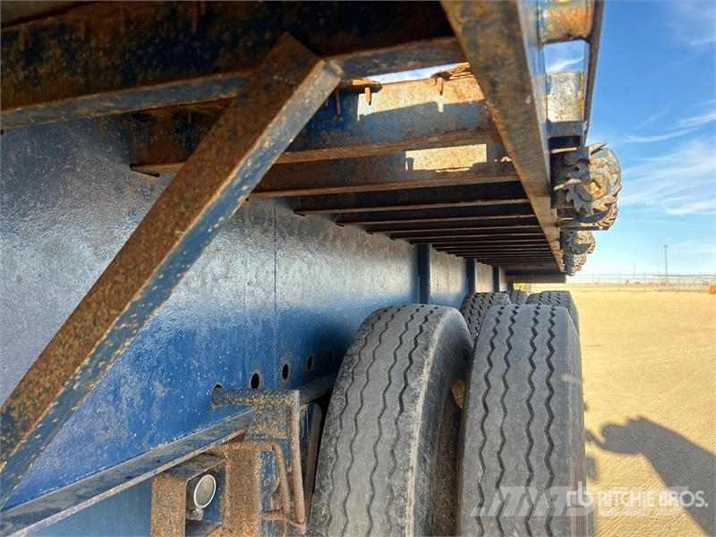Manac 48 ft Tri/A Flatbed Trailer Madelhaagised