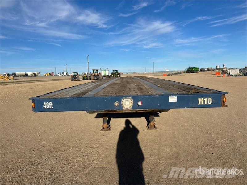 Manac 48 ft Tri/A Flatbed Trailer Madelhaagised