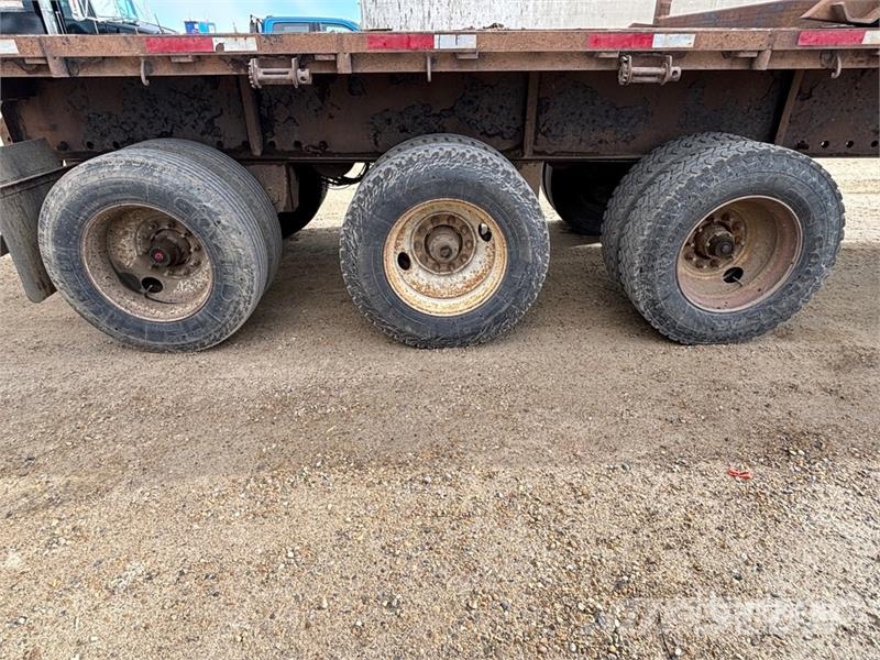 Manac 48 ft Tri/A Flatbed Trailer Madelhaagised