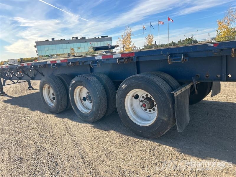 Manac 48 ft Tri/A Flatbed Trailer Madelhaagised