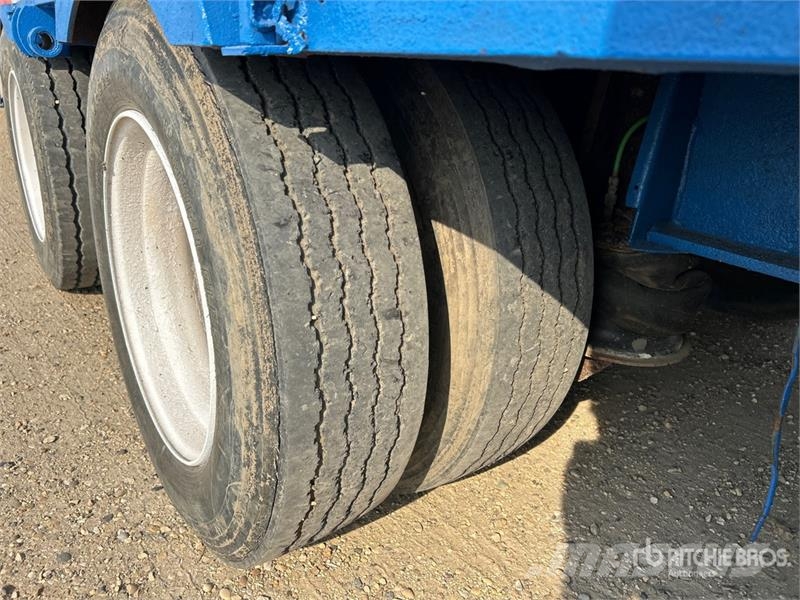 Manac 48 ft Tri/A Step Deck Trailer Niski utovarivači