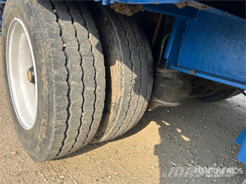Manac 48 ft Tri/A Step Deck Trailer Niski utovarivači