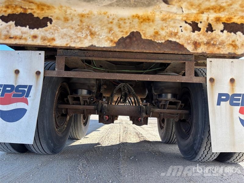 Manac 48 ft x 102 in T/A Van Trailer Причепи-фургони
