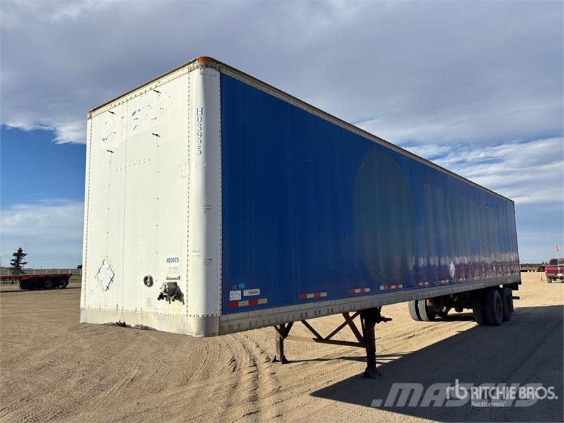 Manac 48 ft x 102 in T/A Van Trailer Причепи-фургони